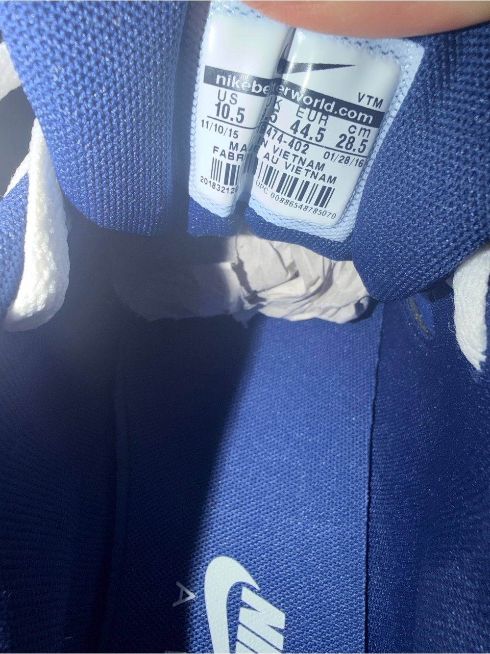 Nike Air Max Blue and White shoes - Picture 2 of 4